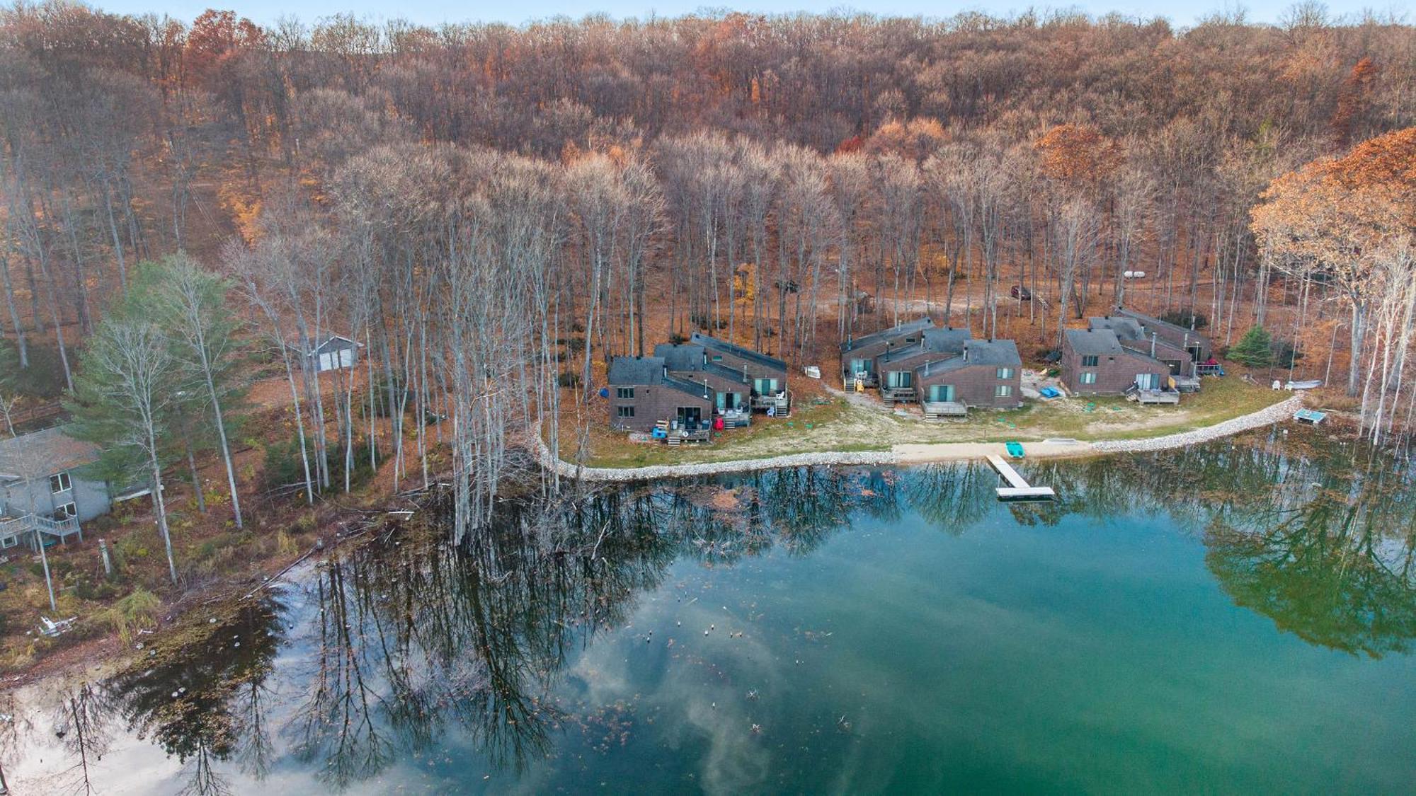 Quiet And Cozy Lakefront Home Near Mt Boyne Gaylord Exteriör bild